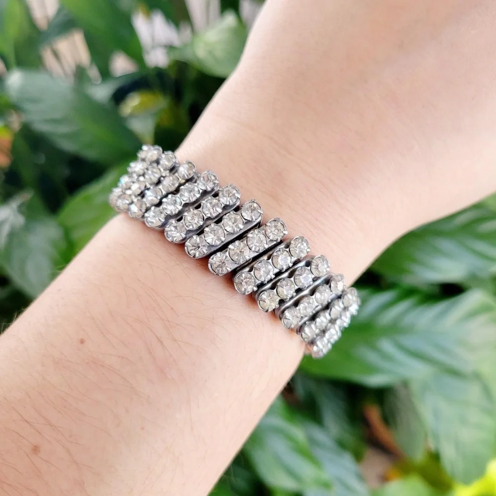 Vintage Rhinestone Chunky Stretch Bracelet